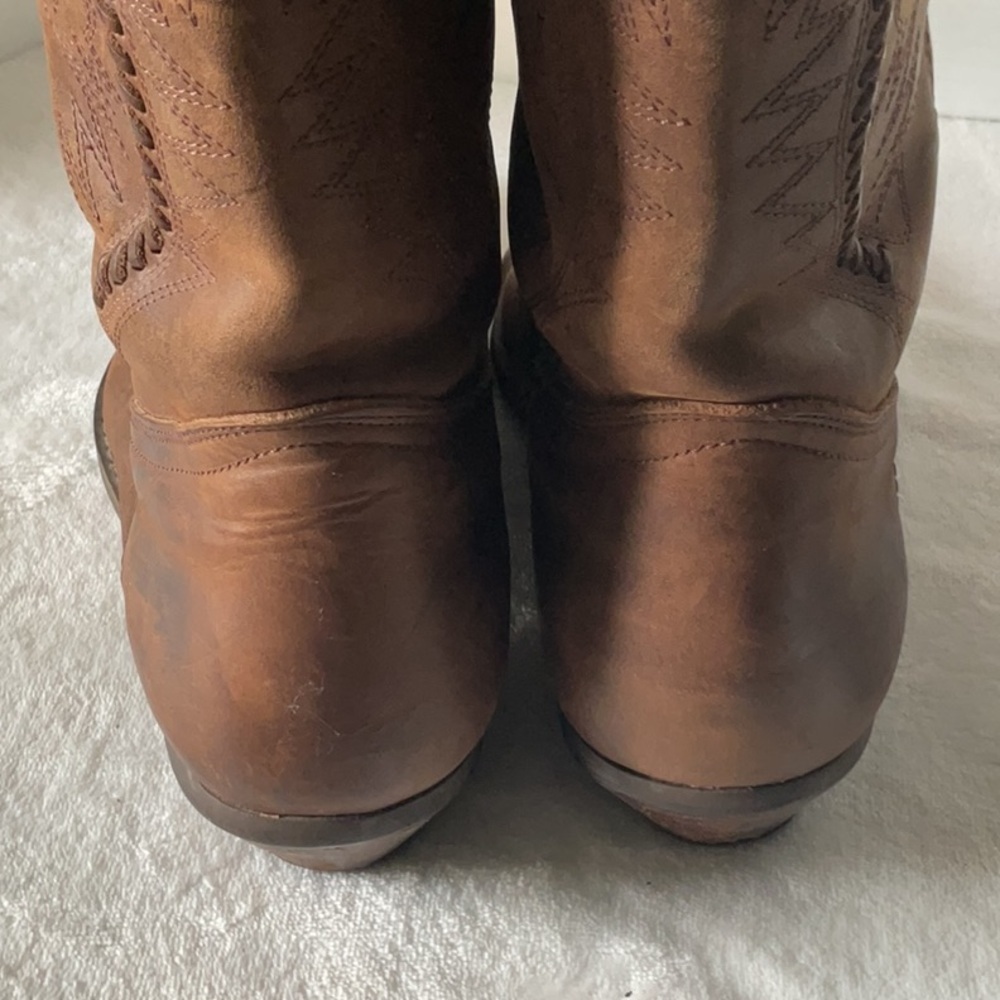 Men's Brown Leather Cowboy Boots - Picture 4 of 9